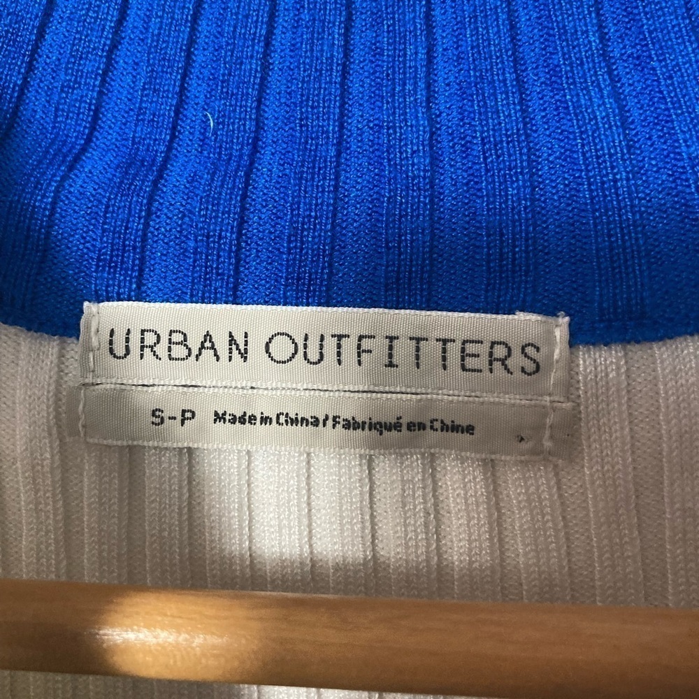 Urban Outfitters Harley Half zip sweater ribbed knit mock neck cropped fit Small - Picture 5 of 8